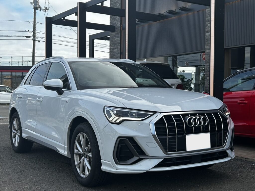 アウディQ3 35TFSI Sライン買取車両